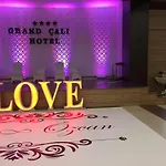 מלון Grand Cali