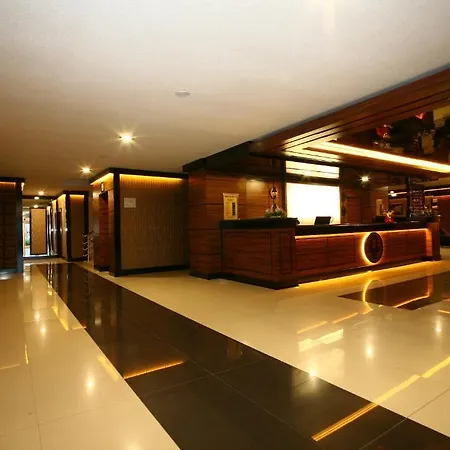 Grand Cali 4*